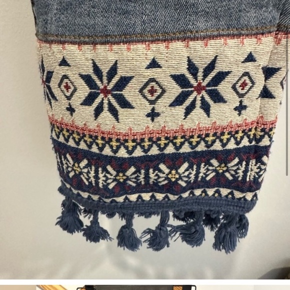 EUC- ANTHROPOLOGIE -DRIFTWOOD BRAND- BOHO COLETTE TASSEL JEANS - Picture 3 of 8